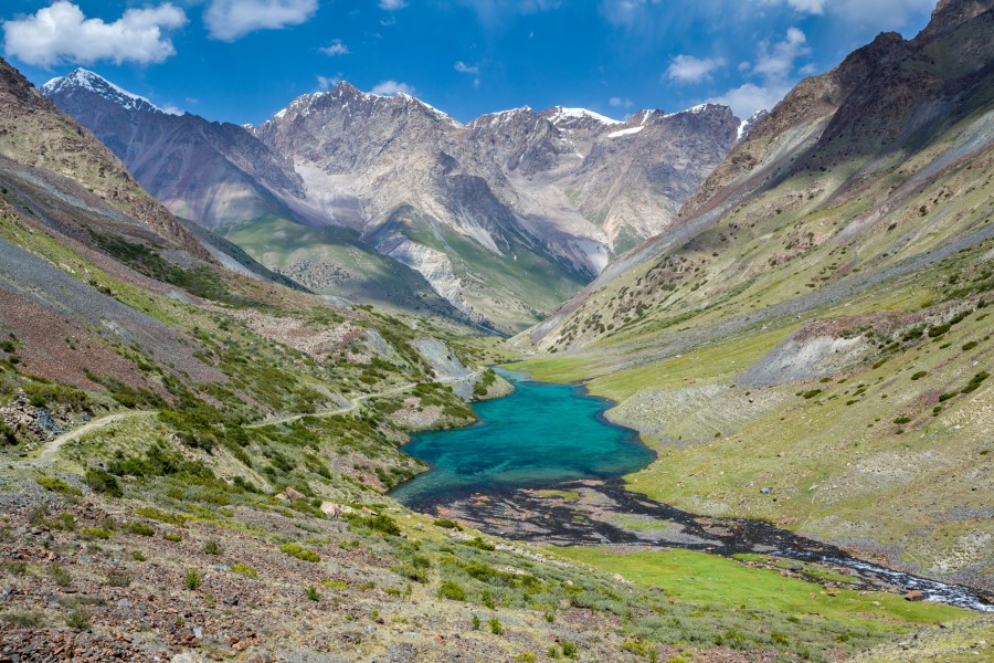Pourquoi choisir l'Ouzbékistan comme destination de voyage ? Pourquoi choisir l'Ouzbékistan comme destination de voyage ?