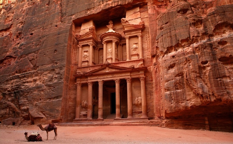 Pourquoi Petra est une merveille du monde ?